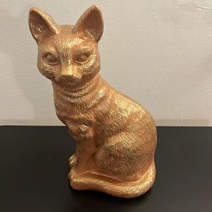 Decorative holiday cat